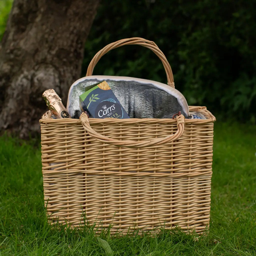 Natural Wicker Cool Bag with A Blue Gingham Lining