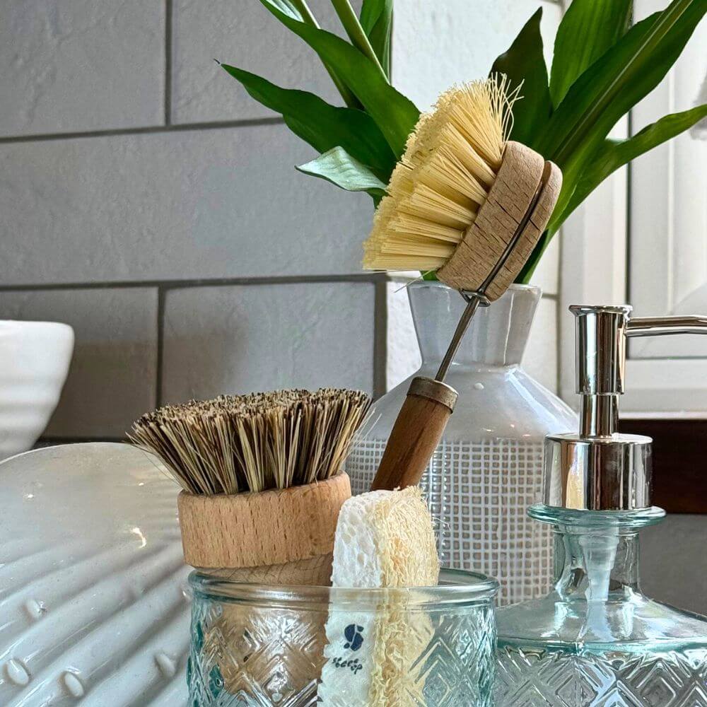 Natural Wooden Scrubbing Dish Brush