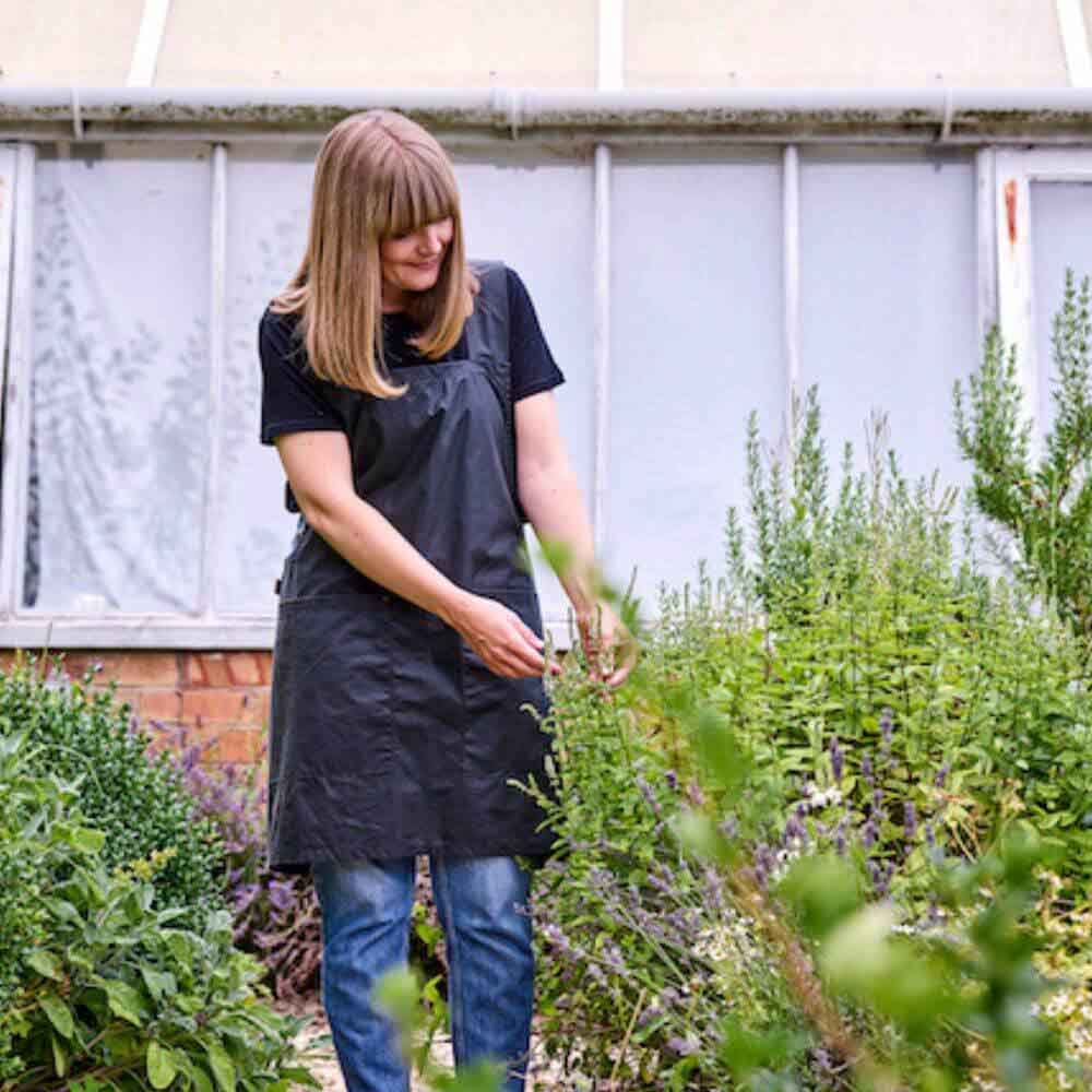 Waxed Cotton Crossover Apron