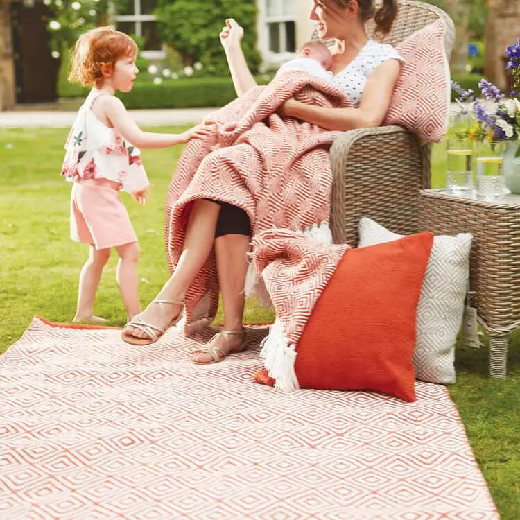 Hug Rug Woven Diamond Throw